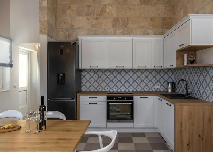 Charming Viliska With Heated Pool Vila